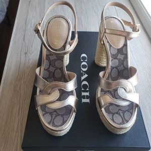 Brand new in box Coach talia metallic sandals size 9